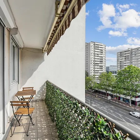Chic And Comfortable With Balcony Levallois-Perret